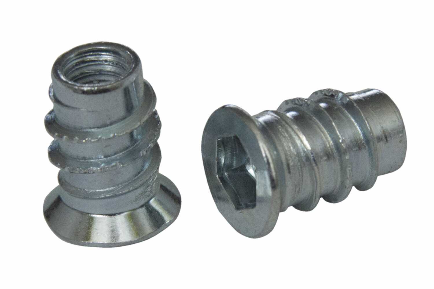 AN 422 zinc Coupling threaded to wood