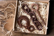 Chocolate set: hanging hook, chain, screw набіршок3